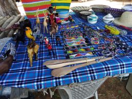 Mombasa: Cultural Village and Kongowea Market Tour