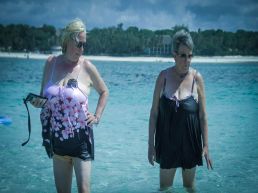 Diani Beach: Glass-Bottom Boat Cruise to Robinson Island